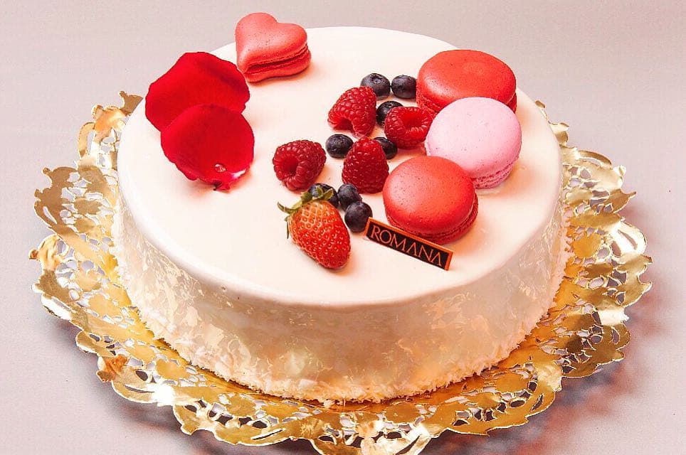 Sofisticado e delicioso: Confeitaria Romana apresenta bolo Gateau D’amour para o Dia das Mães