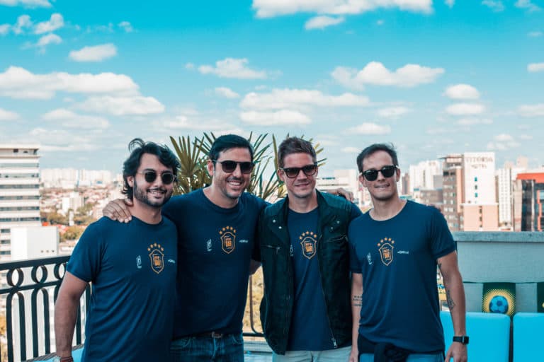 Experience World Cup agitou o rooftop da GM7 no primeiro jogo da seleção. Confira: