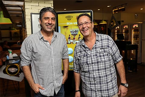 Confira como foi a inauguração do novo espaço do Bar Lokomotiva Colorado, no Taquaral