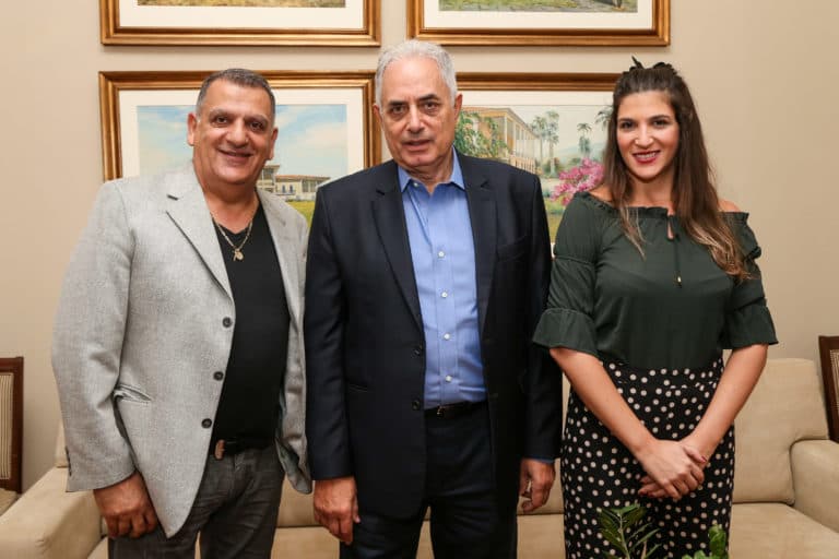 Confira como foi a palestra de William Waack, na Sociedade Hípica de Campinas