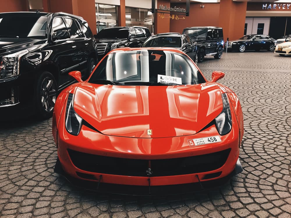 Estilo moderno: Ferrari SF90 Stradale