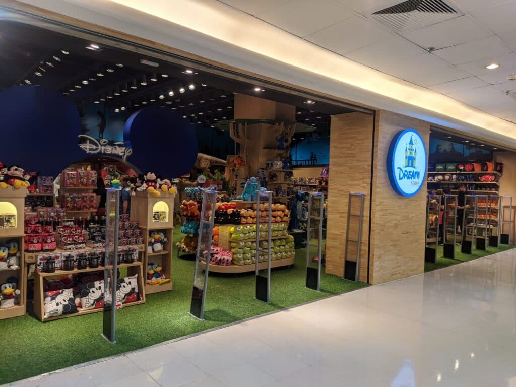 Campinas ganha loja de produtos oficiais e licenciados Disney