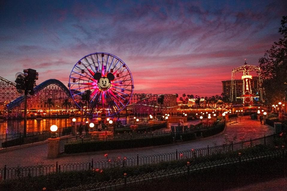 Anaheim: um destino romântico para o final de semana