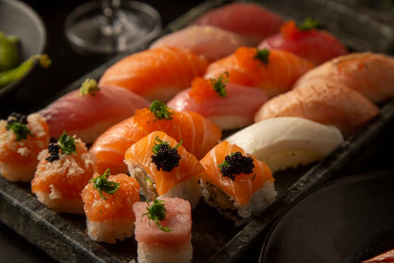 Oguru Sushi & Bar oferece opções especiais para confraternização