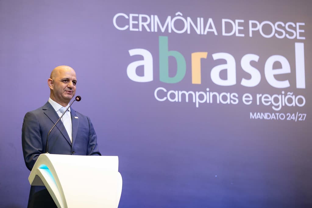 André Candreva é empossado na presidência da Abrasel Campinas