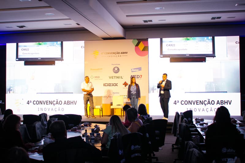 Convenção ABHV debate equilíbrio e autocuidado entre veterinários