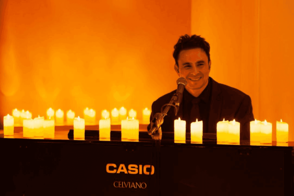 Show de piano à luz de 2 mil velas em Vinhedo